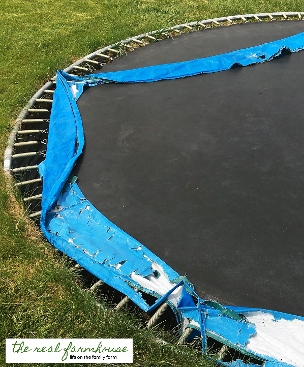 DIY trampoline pad out of scrap fabric. Super cute and soft on the kids feet