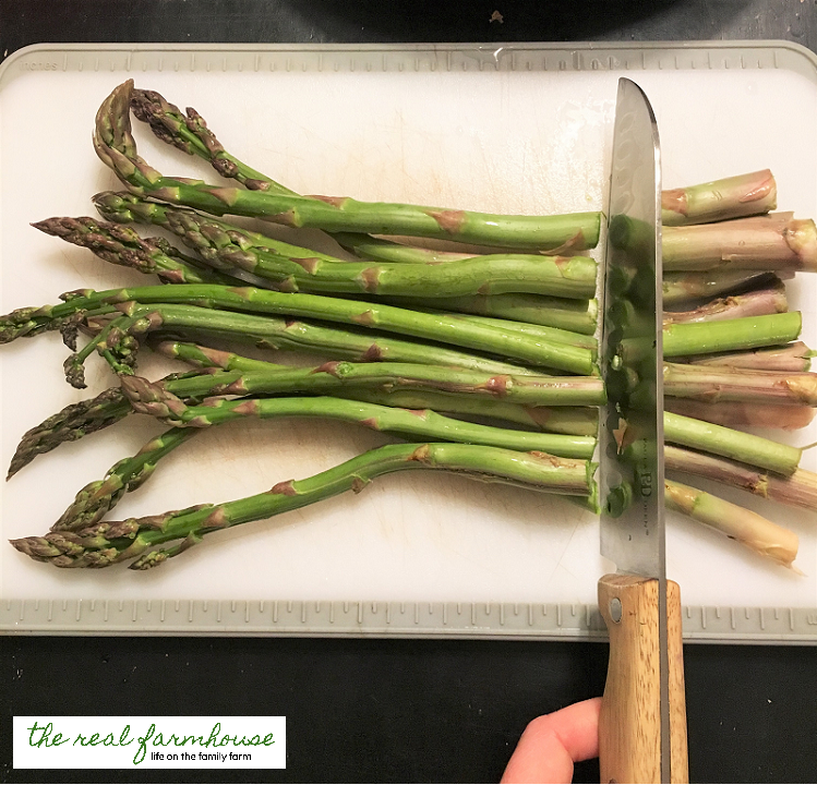 What to do with ALL THAT asparagus .... FAST!!! How to freeze asparagus super fast.